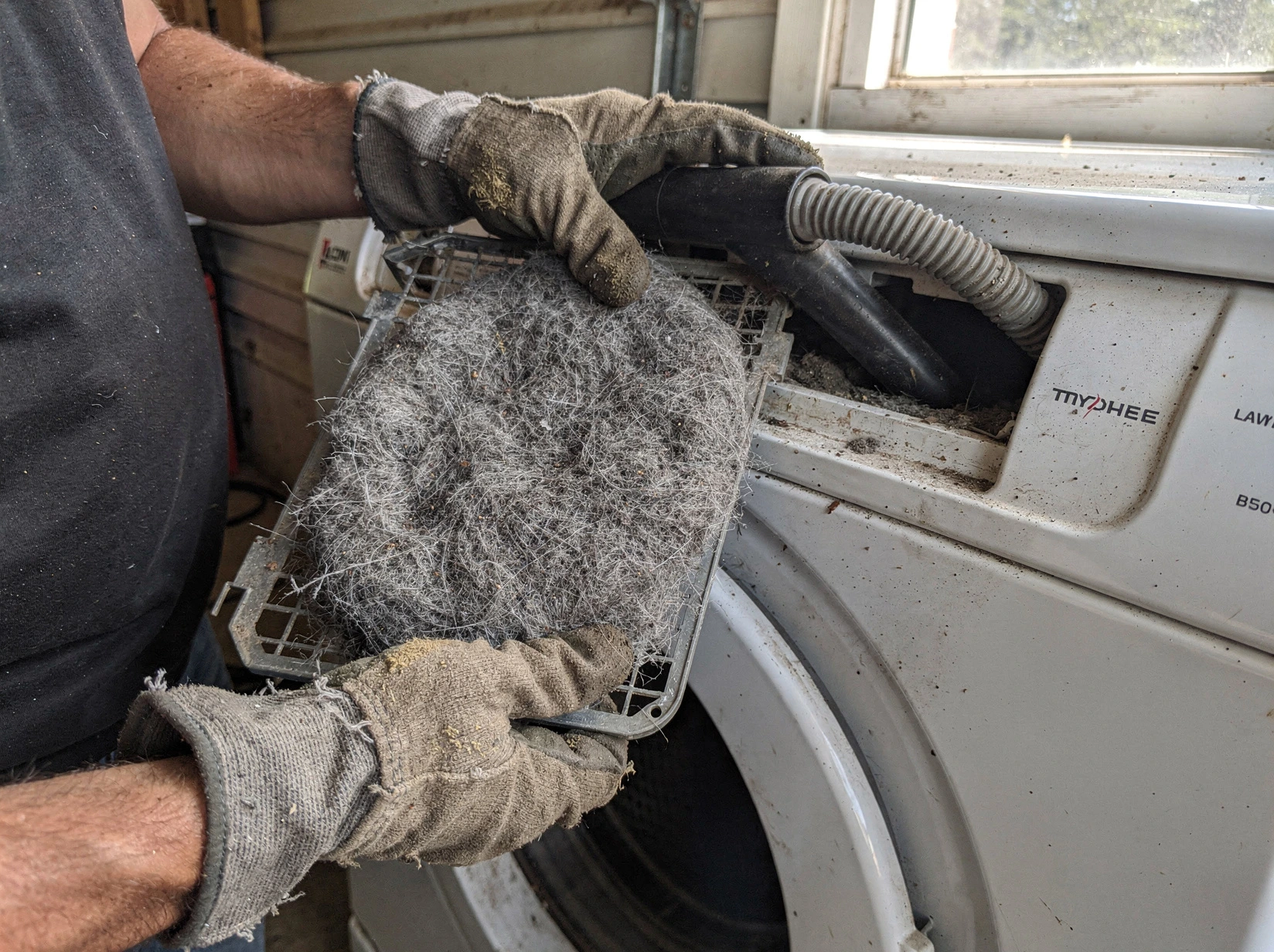 Cleaning Dryer Lint Trap service in Alpharetta, GA